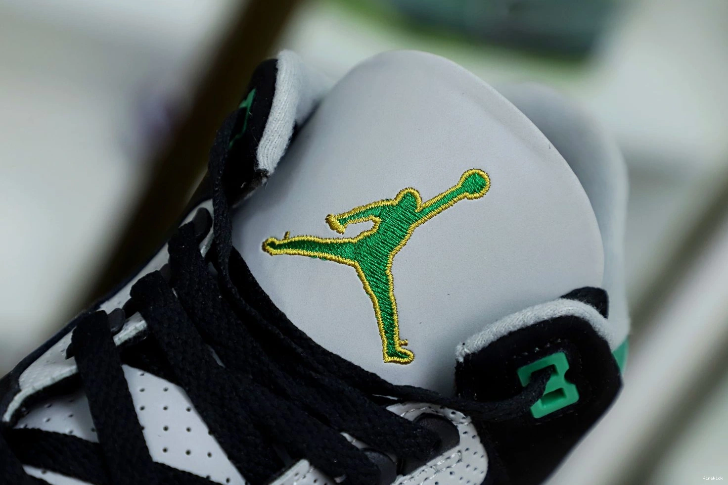 AIR GREEN JORDAN 3 PINE 0904